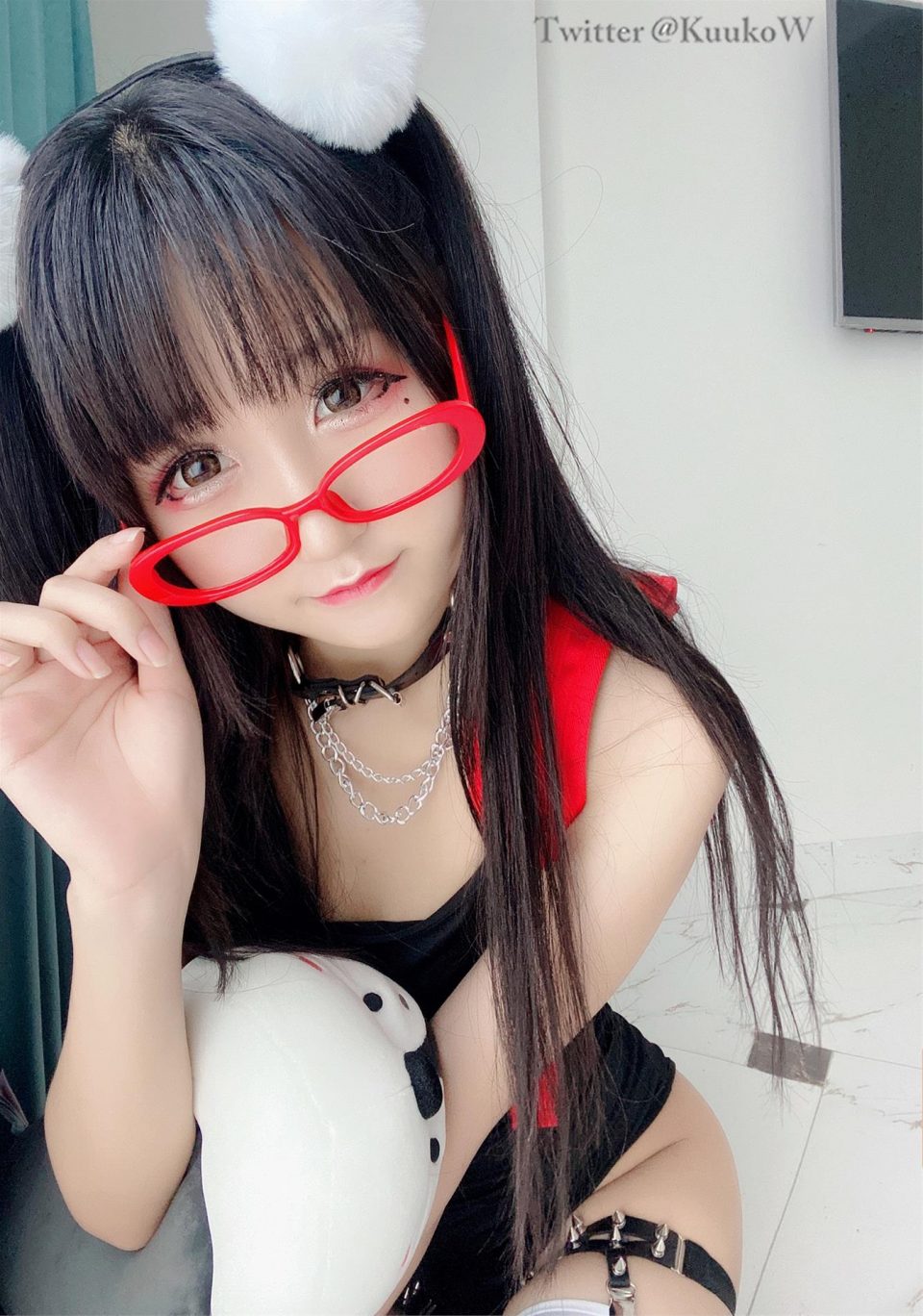 KuukoW Megane-chan [52P-104MB] 网红少女-第2张